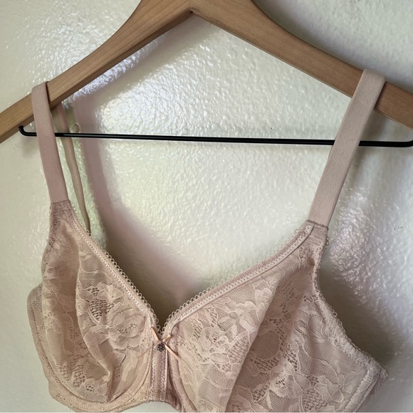 Wacoal | Lace Finesse Underwire Bra - Picture 2 of 6